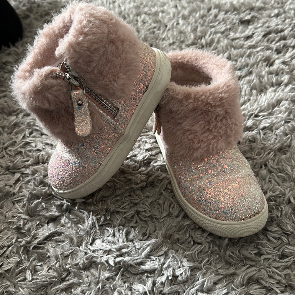 Sugar sparkle boots size 7